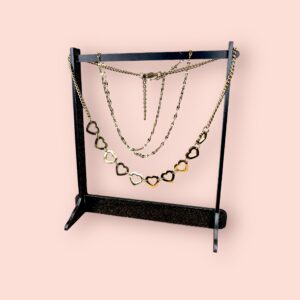 Collar de Corazones - Elegancia y Romance en Plata