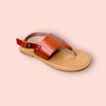 Sandalias Planas de Cuero con Hebilla