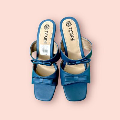 Sandalias de Tacón Bajo Azules para Mujer – Elegancia y Comodidad