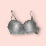 Sostén de Encaje Plateado con Soporte y Diseño Largo