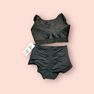 Conjunto de Lencería Negra con Cierre Frontal y Braga Alta