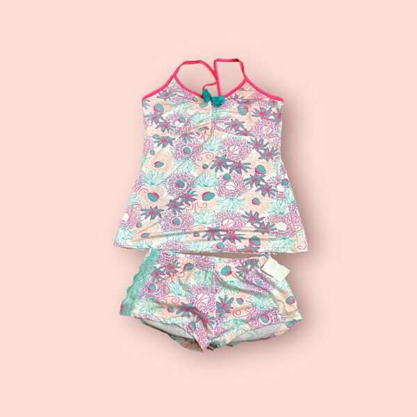 Pijama de tirantes con estampado floral y ribetes rosa